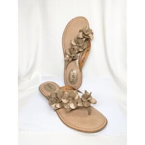 boc Thong Sandals Womens 9M Gold Leather Flower Ruffle Coquette Fairy Cushioned